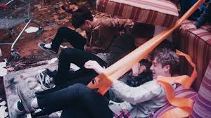 I'm on a hellevator my hellevator i'm on a hellevator. Stray Kids Global On Twitter ãƒ¼ Hellevator Mv Jyp Straykids ìŠ¤íŠ¸ë ˆì´í‚¤ì¦ˆ Jyptrainees Hellevator