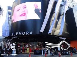 However when we trying to access to another mural at jalan rembia, there is a roadblock that prevent us from. Largest Sephora Beauty Store In The World Opens In Kuala Lumpur From Emily To You