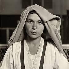 Welcome to our free ellis island passenger search database, home to 65 million records of passengers arriving to the port of new york from 1820 to 1957. Italian Genealogy And Heritage From Immigration Familysearch