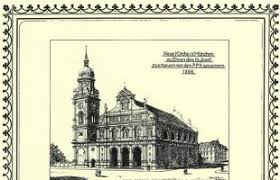 Eine große vergoldete gedenktafel links. Pfarrei St Joseph Munchen Geschichte Pfarrei St Joseph Munchen