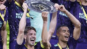 Ajax opent het nieuwe seizoen tegen psv in de strijd om de johan cruijff schaal. Fsaupgi7jejsum