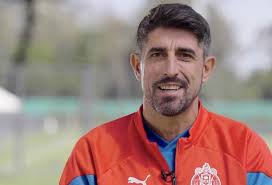 Las Chivas tendrán técnico internacional