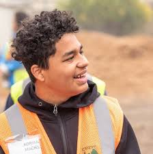 Adrian Maciel (2019)_400px_square