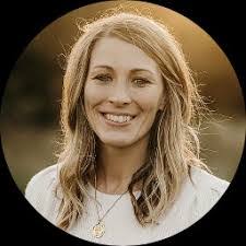 Cassandra Abel's Instagram, Twitter & Facebook