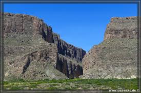 A fabulous trail follows the river upstream then drops down to the canyon floor. Usa Ecke Big Bend Slideshows
