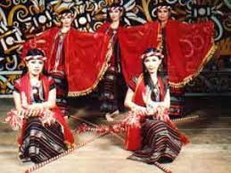 Maybe you would like to learn more about one of these? Partiko Tarian Tradisional Kalimantan Indonesia Kalimantan Dance Tari Gantar 489 Peakd
