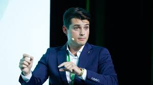 Raffaela raab onlyfans In ihren Videos setzt sich die