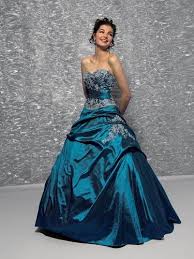 Revistas de vestidos de xv años. Tia Cinara Vestido Azul Petroleo Teal Dress Gowns Dresses Ball Gowns