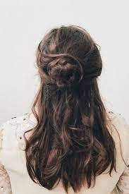 Be our guest c'est la fête service garanti impec' ⭐. Inspiration Mariage La Belle Et La Bete Paillettes Chantilly Idees De Coiffures Beaux Cheveux Coiffures Coupes De Cheveux