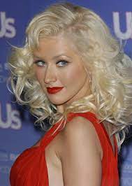 Start by applying big sexy hair big altitude bodifying blow dry. Christina Aguilera Hairstyles Styles Weekly