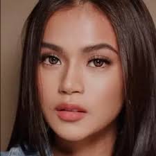 Chat with Dani Ramos