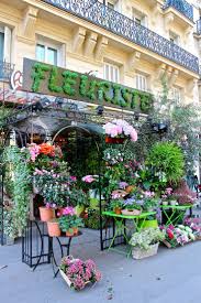 Flower Shop In Paris Paris France They Display All Their Beautiful Flowers Right Outside On The Sidewalks For A Flower Shop Paris Shopping Beautiful Paris