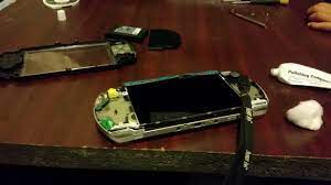 How To: Open A Psp To Clean Dust Dirt And The Lcd Screen As Well As The  Front Glass - Youtube