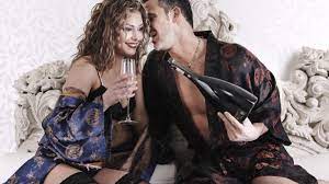 .tts), thomas betts, caroline betts, sarah davis (born betts), silvestris betts, john ashbee betts, mary anne betts, and name of one more. Das Wahre Feuerwerk Wird Silvester Im Bett Gezundet B Z Berlin