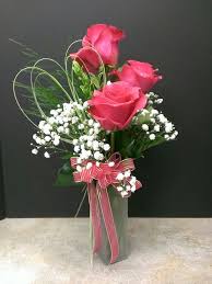 Three Rose Vase Roses And Baby S Breath Always In Style Valentine S Day Flower Arrangements Valentine Flower Arrangements Valentines Flowers