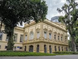 Palacio da justiça lateralmente.jpg 4,160 × 2,336; Pin On Dynasties The New World