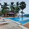 This resort which is also called as vazco beach resort. 3