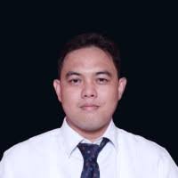 Alex Yoza's Instagram, Twitter & Facebook