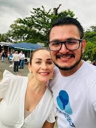 Feliz cumpleaños a Laura Moscoa, una mujer valiente a quien admiro y  quiero. Una mujer que inspira a una generación de guerreras con su ejemplo.  Una mujer de trabajo y excelencia. Una