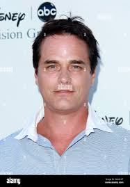 Paul gross hi-res stock photography and images
