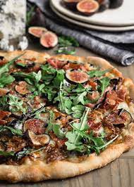 fig pizza with gorgonzola and prosciutto striped spatula recipe fig pizza arugula pizza gorgonzola pizza