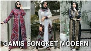 Bagi anda yang sedang mencari koleksi baju kurung edisi terbaru, kami telah meyediakan beberapa pilihan desain busana yang cocok untuk berbagai usia. Desain Baju Gamis Songket Klopdesain Cute766