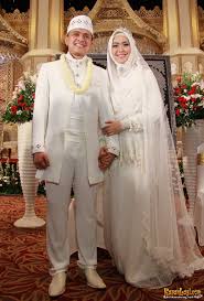 Pengantin adat jawa hijab syar'i. Baju Pernikahan Islami Syari Gambar Islami