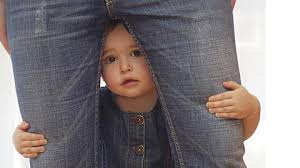 Wrong turn 4 مترجم egybest.البدايات الدموية حول استكمالا للأجزاء السابقة مجموعة من الأصدقاء يذهبون للتزلج في العطلة الشتوية لكن قيامهم بإحدى الحركات الخاطئة تجعلهم يتوهون في وسط عاصفة. Fremdeln Angst Vor Anderen Menschen Seite 2 Babywelten Ch