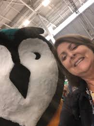 Maureen Holbrook's Instagram, Twitter & Facebook