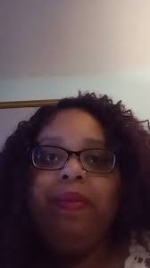 Melody Strong's Instagram, Twitter & Facebook