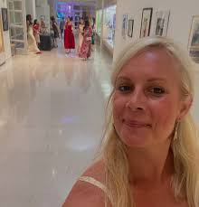 Gretchen Weidner (@gretchen_weidner) • Instagram photos and videos