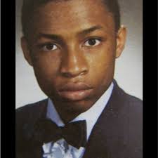 Grief is loosening its grip. I lost my mom 30 days ago. My soul was wounded  , but Ive been pushing through. Thankful for all of my friends, my  colleagues and my