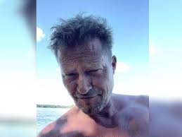 Jerome german simon verhoeven new year's eve: Til Schweiger Schockt Fans Mit Badesee Selfie Habe Mich Grad Erschrocken Stars