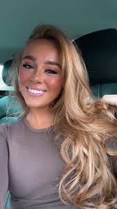 Josieejones Iris Kane