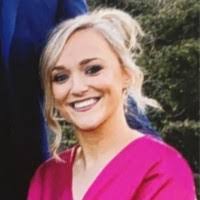 Libby Pearson's Instagram, Twitter & Facebook