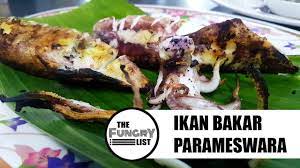 Due to the restaurant's popularity, it is usually crowded on all days and making a reservation in advance is highly recommended. Ikan Bakar Parameswara Best Seafood Restaurant In Umbai Malacca Fungry List Youtube
