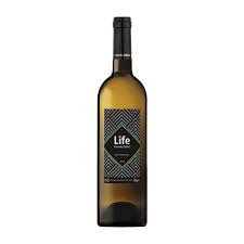 Average online price from external shops. Kavaklidere Life White Wine Wine Anatolia