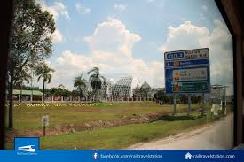You can park your own car near klia, klia2 for long term in affordable fare. Bas Smart Selangor Service Spg02 Bandar Baru Salak Tinggi And Salak Tinggi Erl To Klia And Klia2 By Bus Railtravel Station