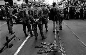 From wikimedia commons, the free media repository. Lisboa De Antigamente 25 De Abril Revolucao Dos Cravos Lisboa