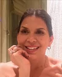 Claudia Bernstein's Instagram, Twitter & Facebook