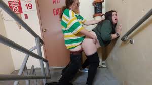 BBW LATINA FODIDA EM PÚBLICO!