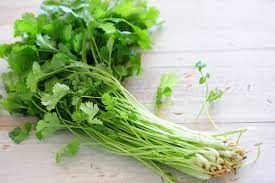 To drink or to eat: Jangan Silap Beli Lagi Ini 5 Perbezaan Antara Daun Sup Dengan Daun Ketumbar