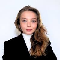 100+ perfiles de «Danilowicz»