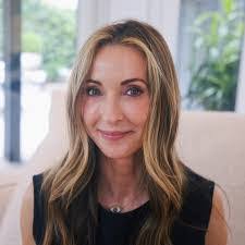 Gretchen Leon's Instagram, Twitter & Facebook