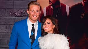 Alexander ludwig height is 1.88 m, weight is 88 kg, measurements are 47 chest, 16 biceps, 35 alexander ludwig is a canadian actor, singer, voice actor, model, producer, and writer who is known. Hunger Games Star Alexander Ludwig Elopes With Fiance Lauren Dear Access