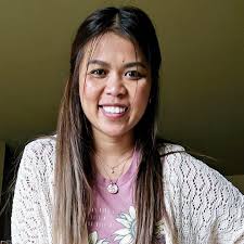 My Pothos is doing very good in my aquarium. It has only been 3 weeks and  it's still alive. 🤞