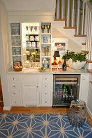 Wet Bar Under Stairs Armazenamento Em Escada Cozinhas Bar Em Casa