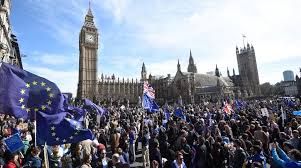 Image result for imagenes de manifestaciones contra el brexit