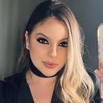 Ellen Fagundes's Instagram, Twitter & Facebook