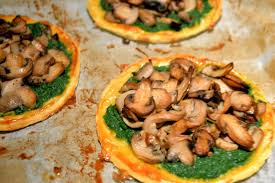 Tarte Fine Aux Champignons Et Reduction De Persil Le Blog De L Ornithorynque Chafouin Tarte Fine Alimentation Cuisine